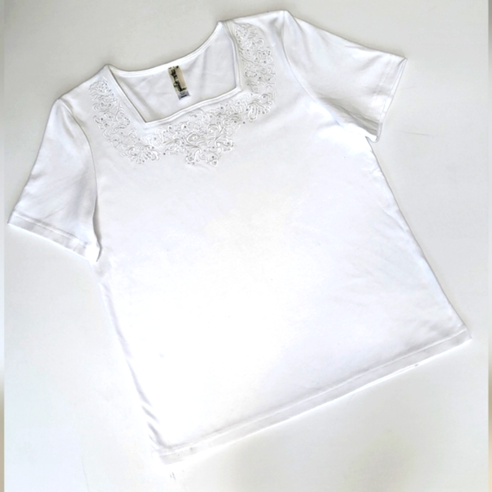 Square Neck Embroidered Top Short Sleeves